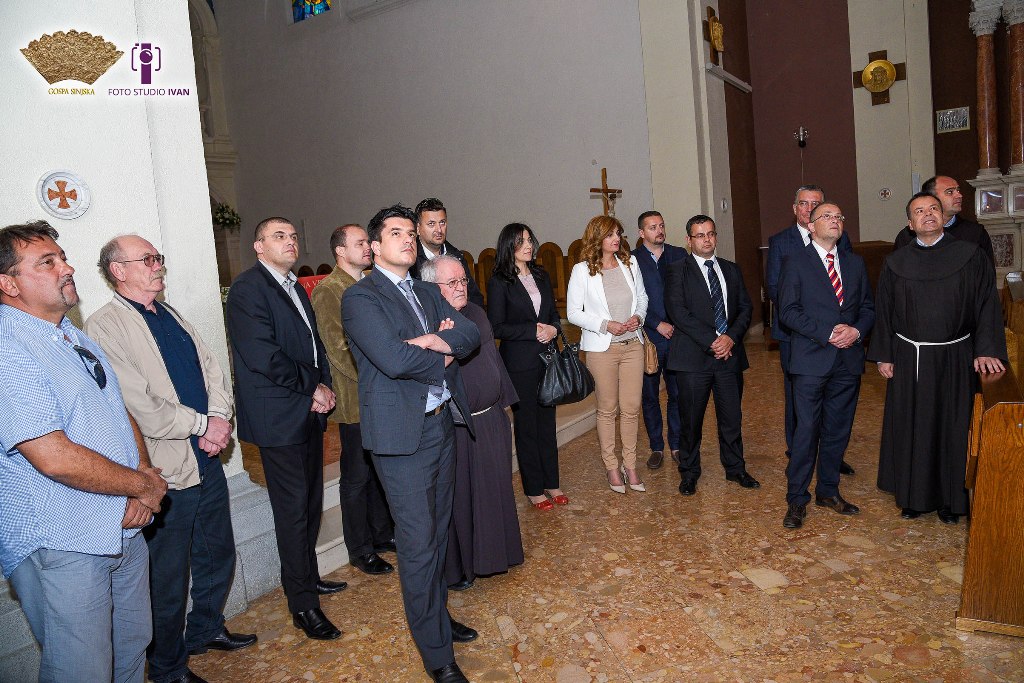 Ministar Hasanbegovic 01