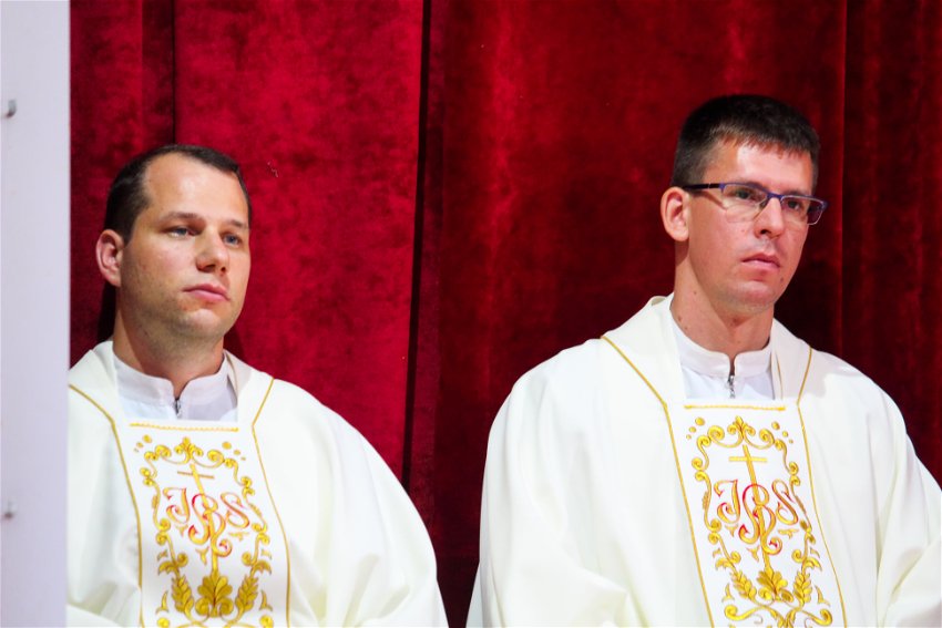 221614697 1449908715372236 5398601581078842934 n-opt