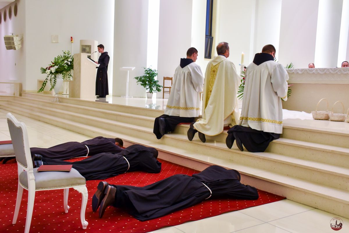 Svecani zavjeti 20-029